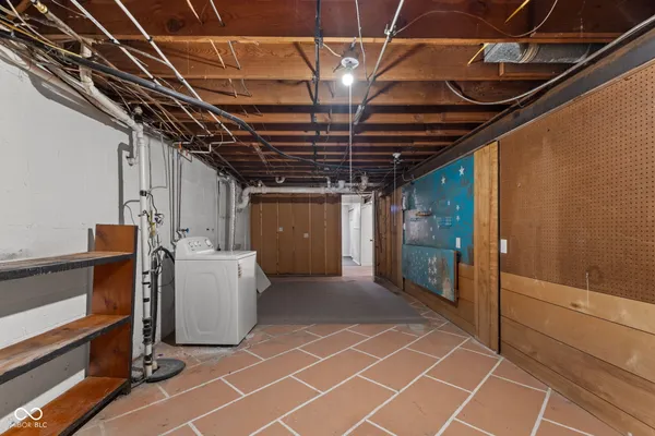 $330,000 | 2545 Franklin Street, Columbus, IN 47201