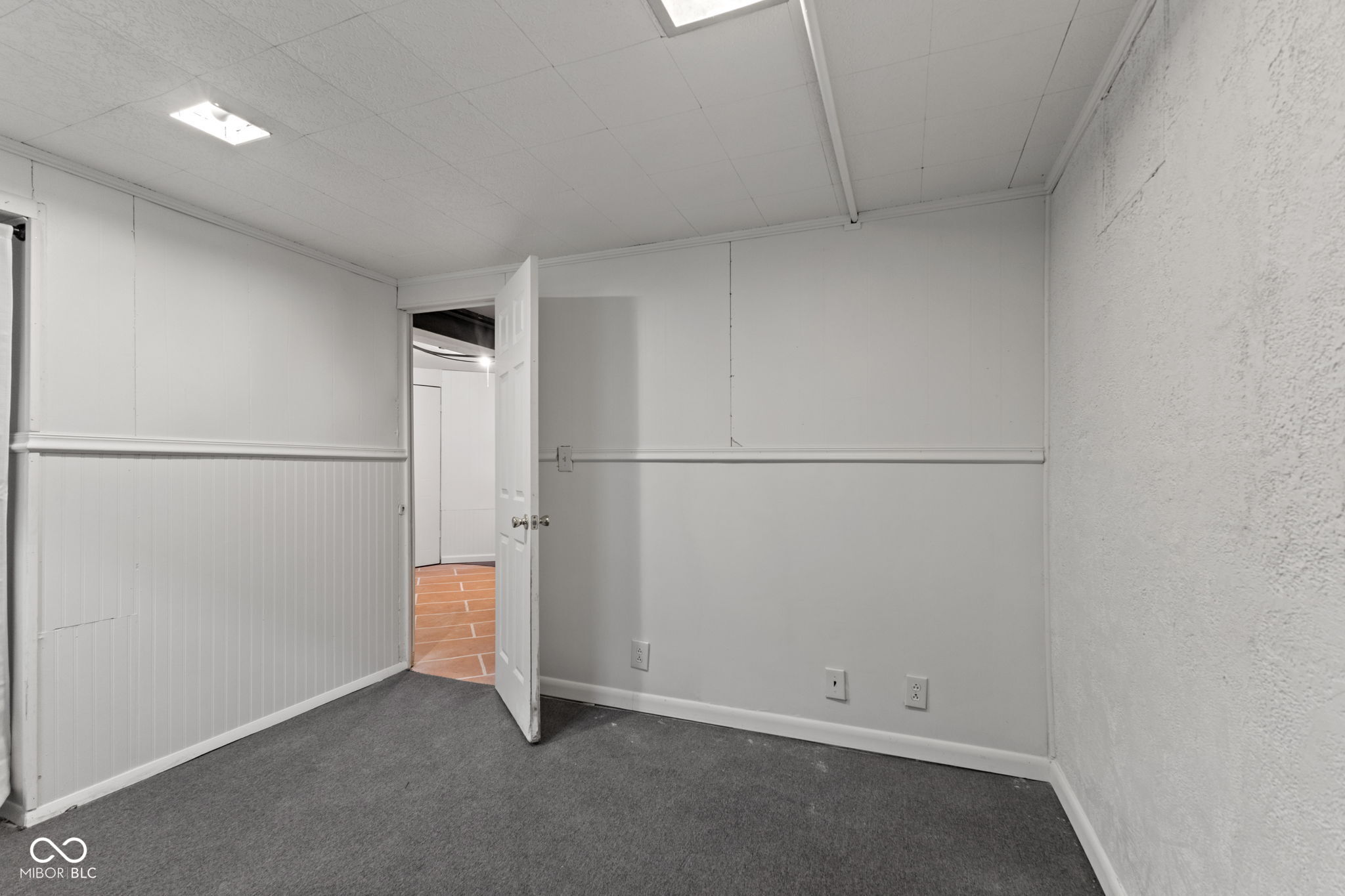 2545 Franklin Street Columbus, IN 47201 - Photo 46 of 51