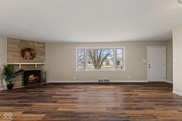 $330,000 | 2545 Franklin Street, Columbus, IN 47201