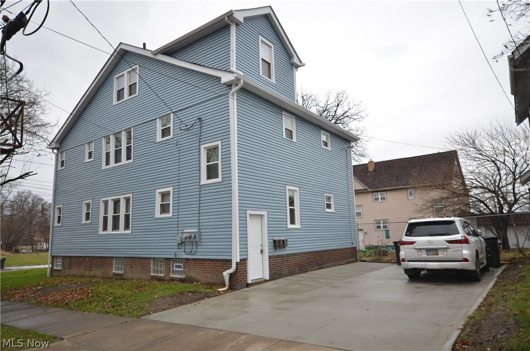 774 Copley Road Akron, OH 44320 - Photo 3 of 31