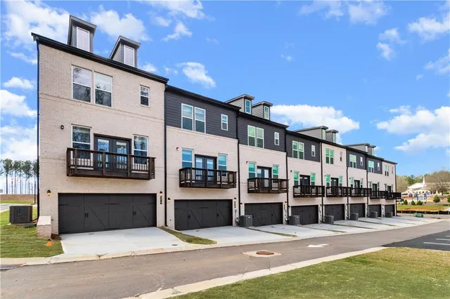 $364,993 | 212 Daybreak Lane, Newnan, GA 30265