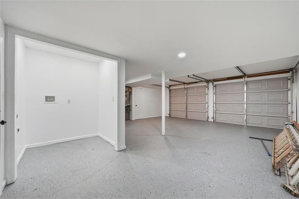 3920 Wedgefield Circle Decatur, GA 30035 - Photo 18 of 25 a view of an empty room