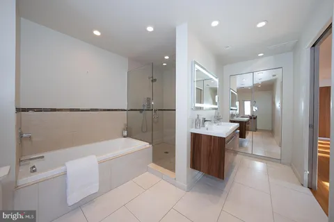 $1,799,000 | 241 Cheswold Lane, Haverford, PA 19041