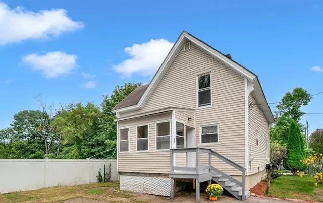 $319,000 | 20 Prospect Street, Concord, NH 03301