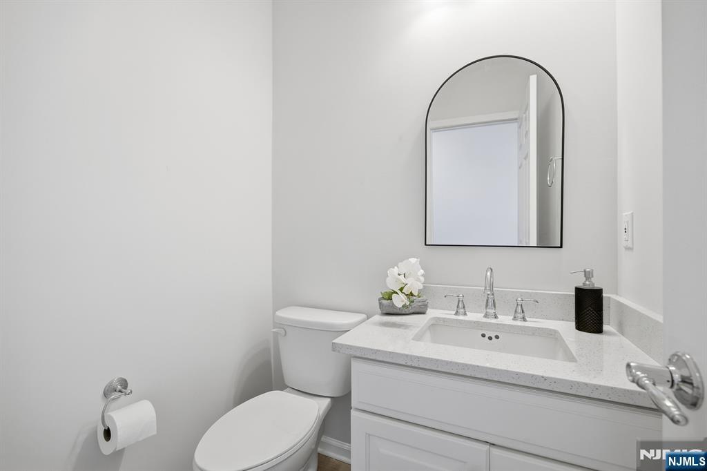 103 Wesmont Drive Wood-Ridge, NJ 07075 - Photo 10 of 30 Gallery Image 10