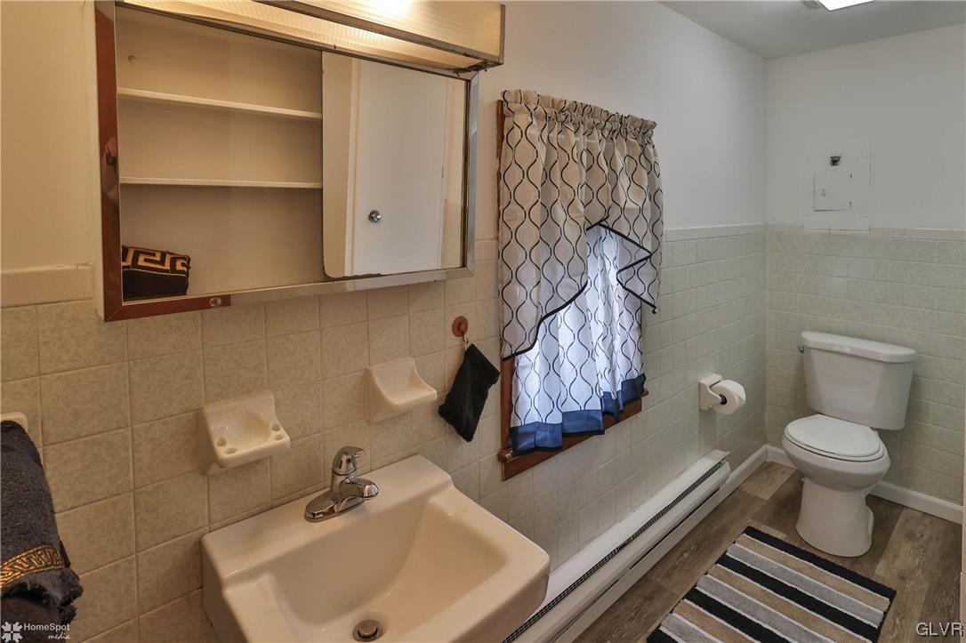 3319 Spring Valley Road Slatington, PA 18080 - Photo 33 of 44 Guest house full bath