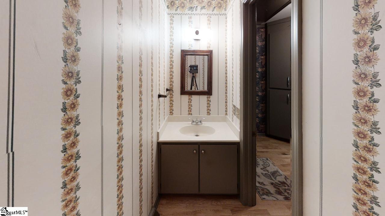 310 Berry Road Taylors, SC 29687 - Photo 19 of 36 Gallery Image 19