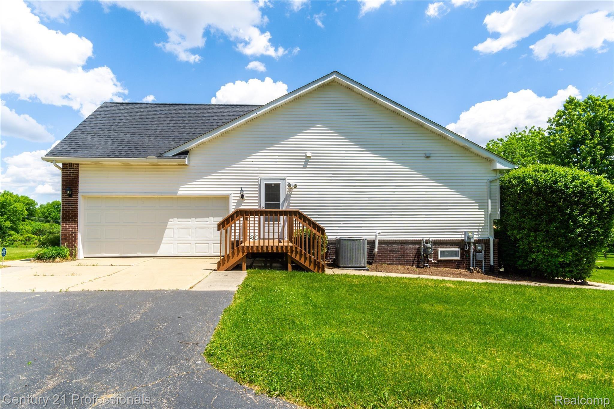 5804 Dryden Road Dryden, MI 48428 - Photo 55 of 59 Exteriors 18.jpg