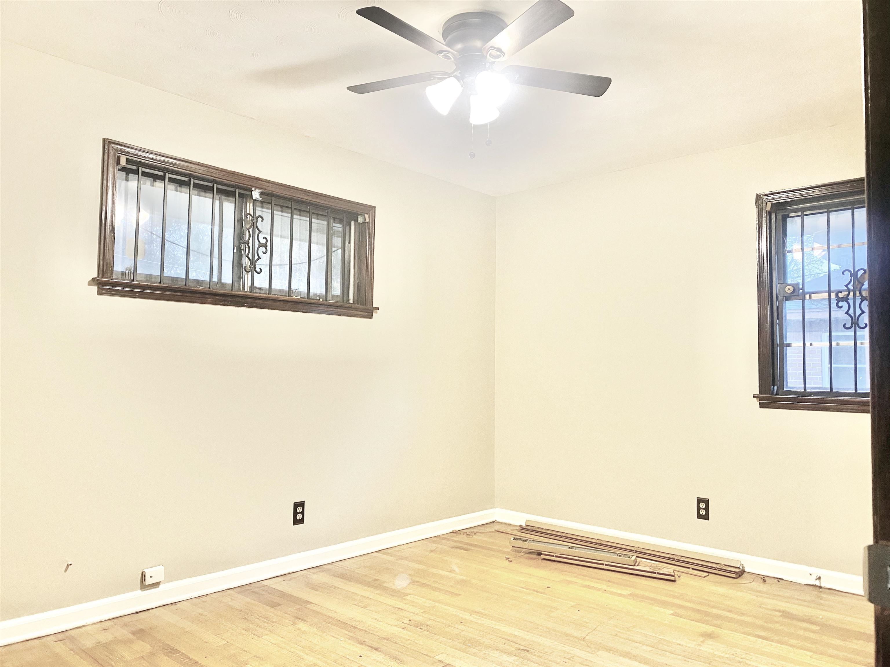 3536 West Horn Lake Road Memphis, TN 38109 - Photo 10 of 12 a view of an empty room
