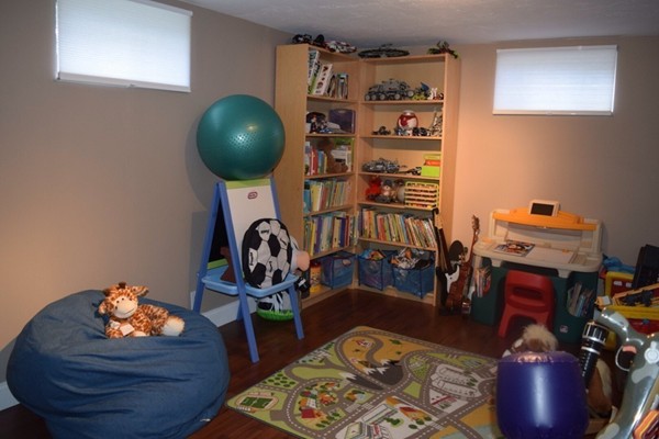 92 Duncan Road Stoughton, MA 02072 - Photo 13 of 18 Gallery Image 13