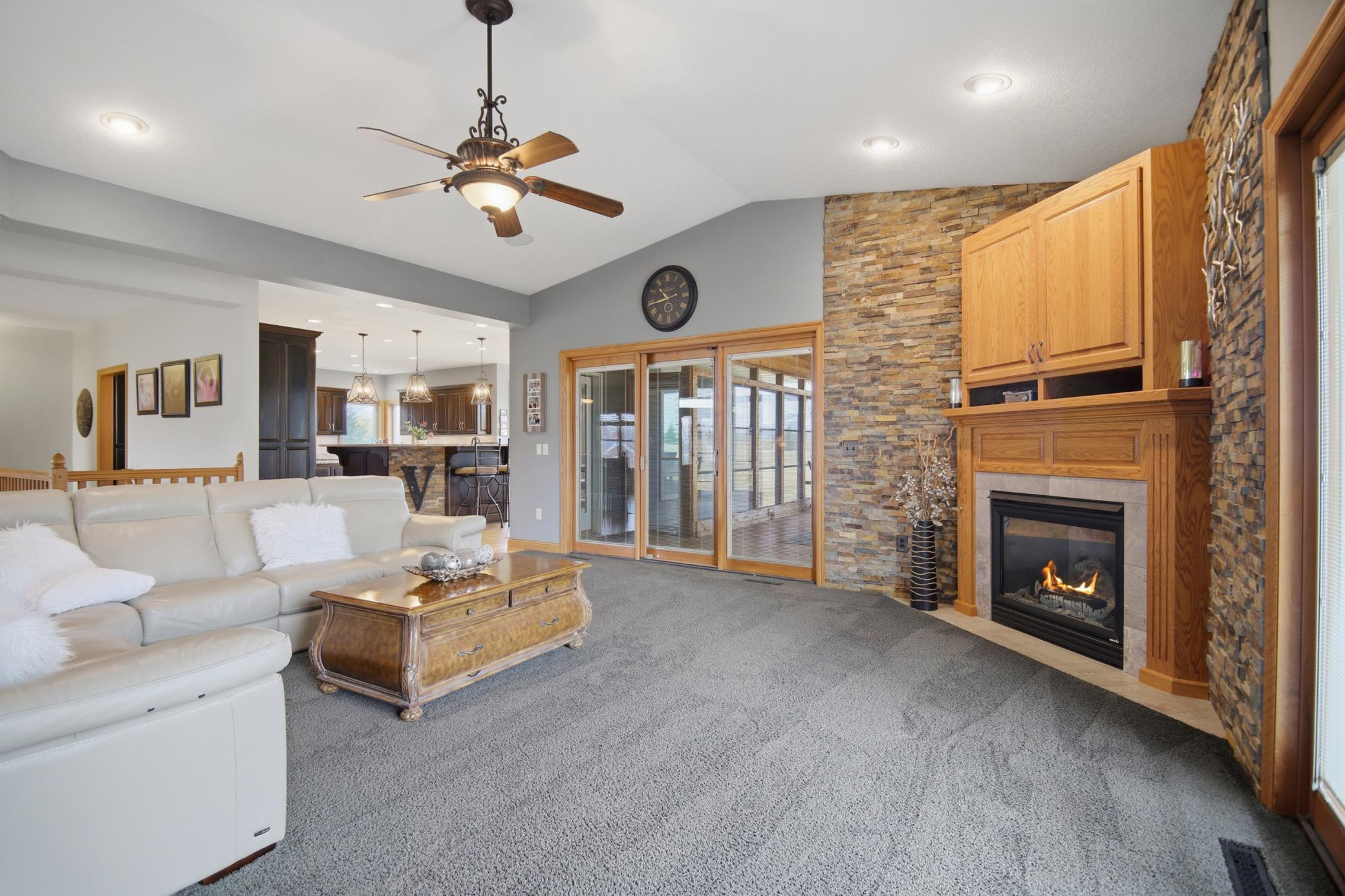 1618 27th Street Northwest Austin, MN 55912 - Photo 19 of 95