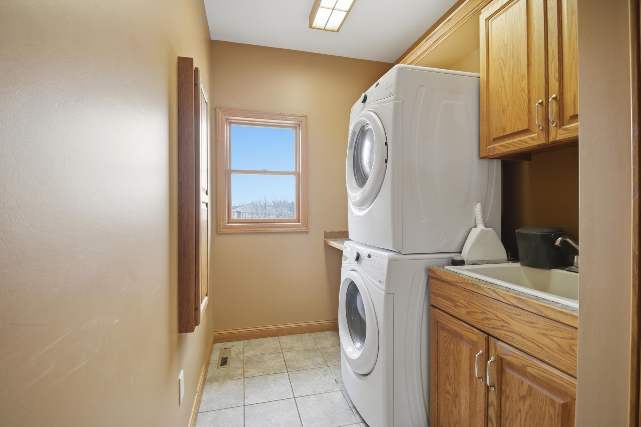 1618 27th Street Northwest Austin, MN 55912 - Photo 40 of 95