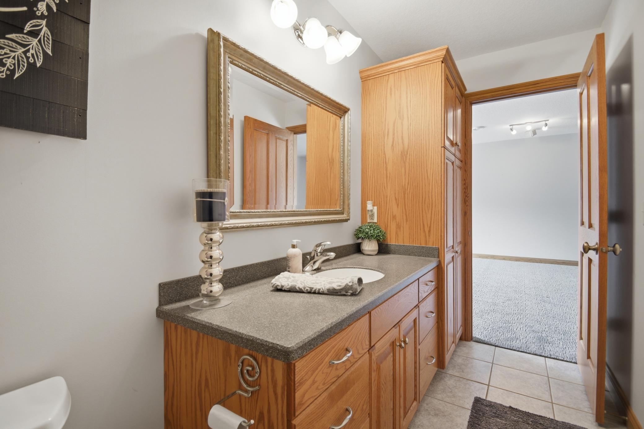 1618 27th Street Northwest Austin, MN 55912 - Photo 50 of 95