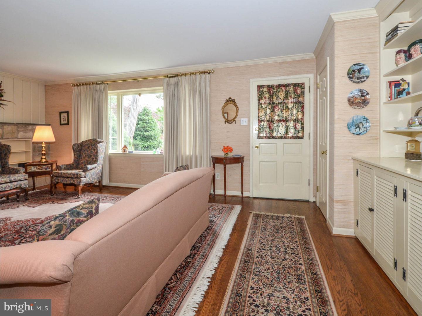 1733 Aidenn Lair Road Dresher, PA 19025 - Photo 4 of 25 Living Room