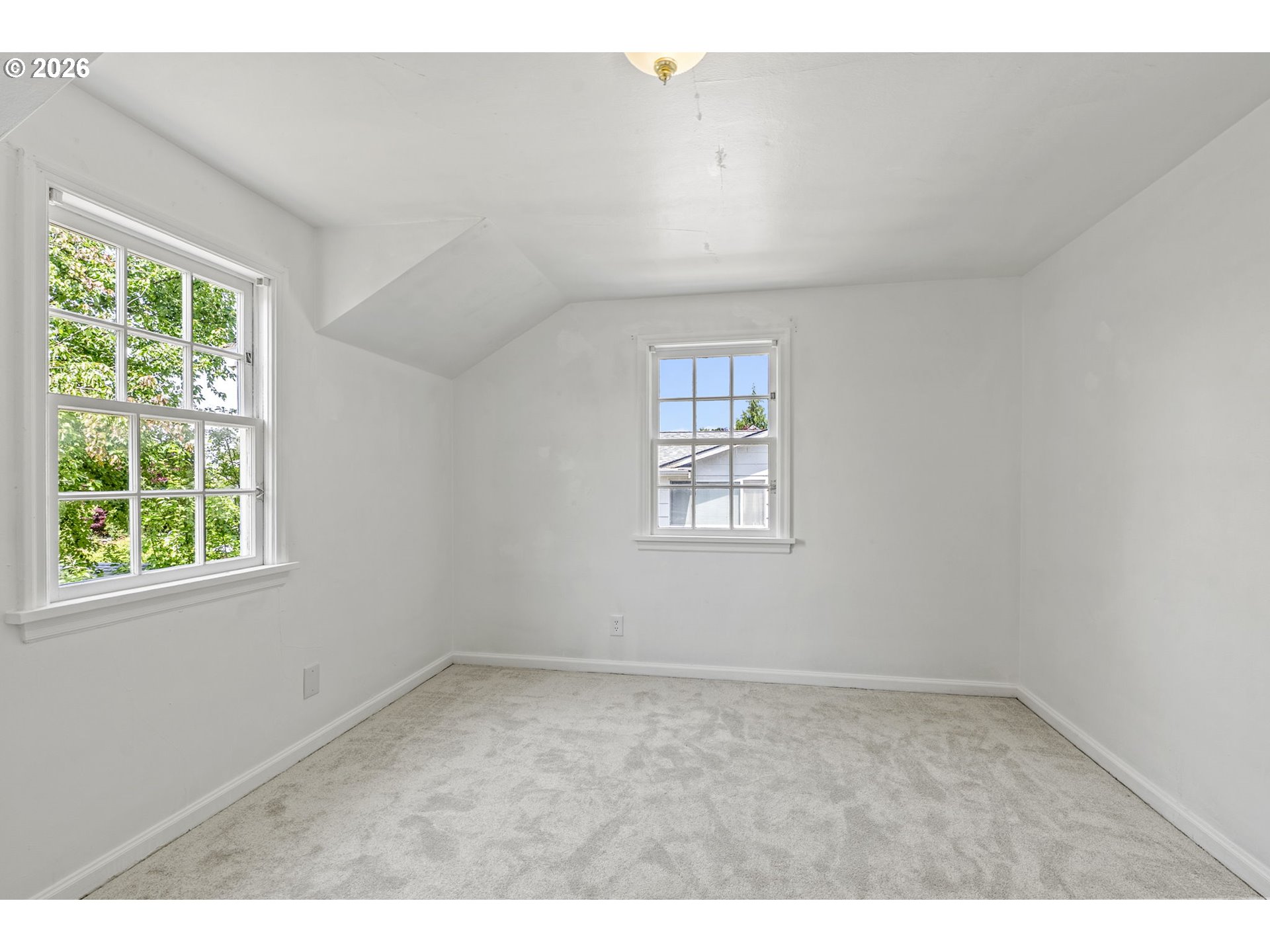 2809 Nichols Boulevard Longview, WA 98632 - Photo 12 of 40