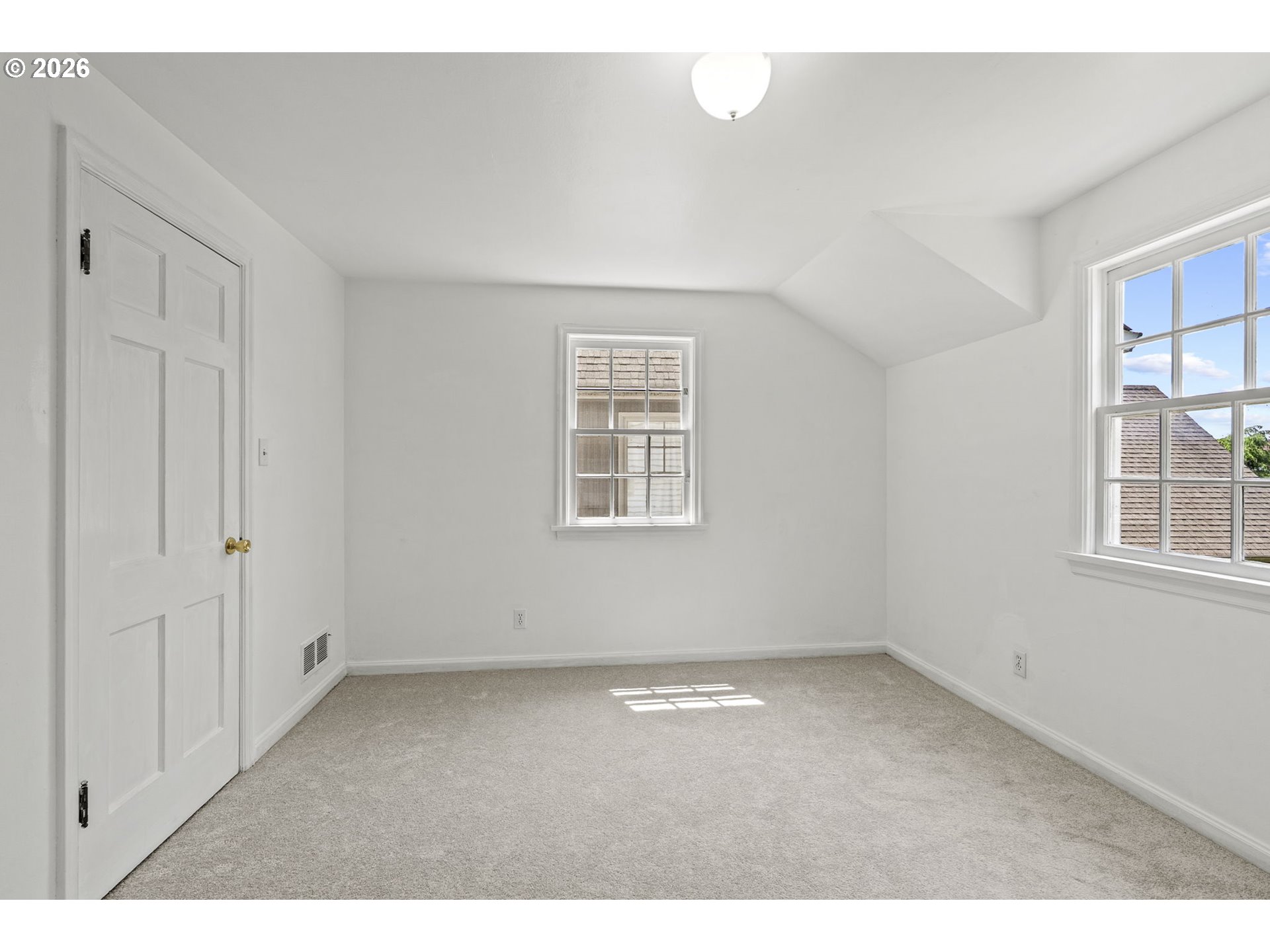 2809 Nichols Boulevard Longview, WA 98632 - Photo 15 of 40