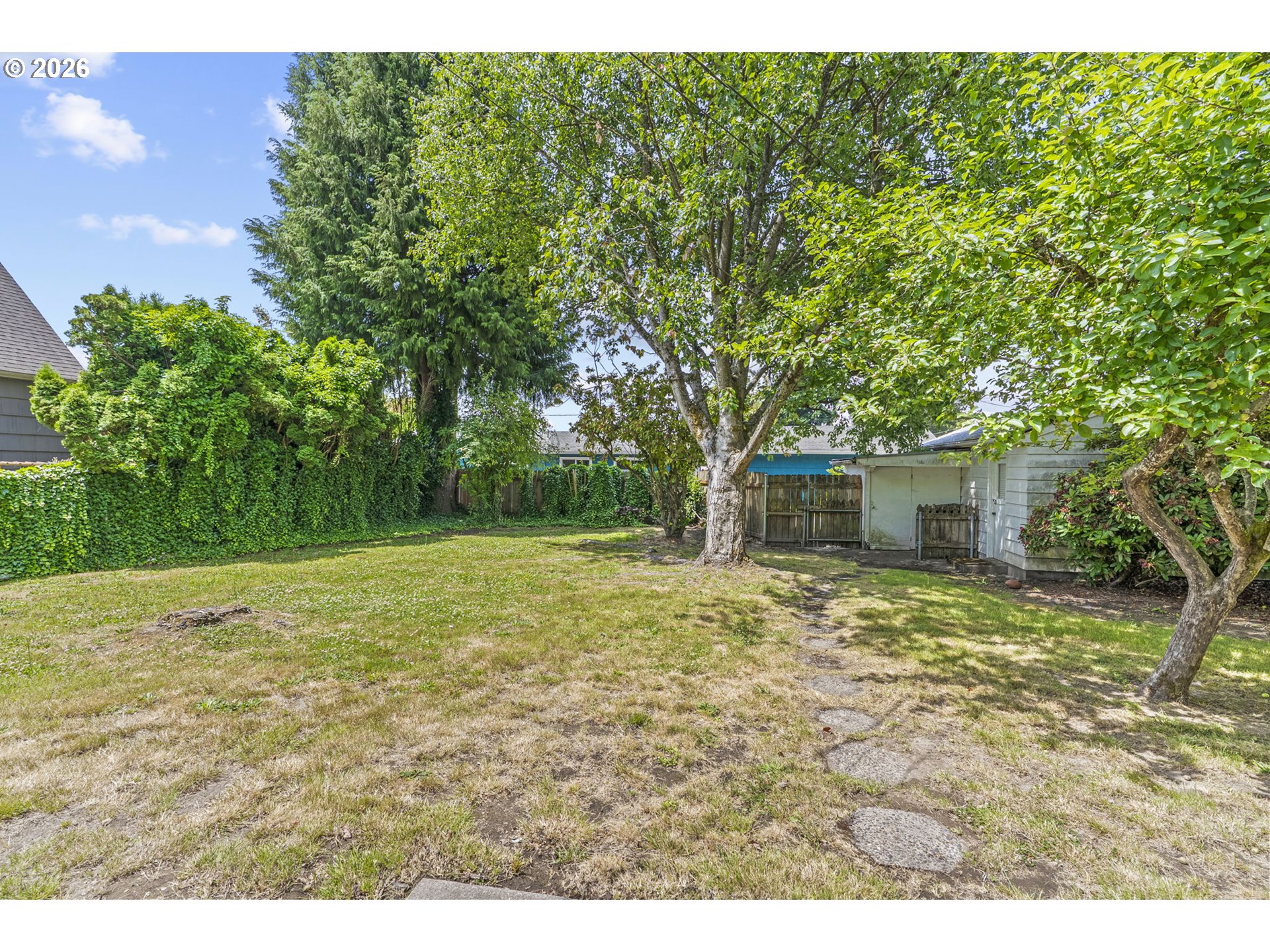 2809 Nichols Boulevard Longview, WA 98632 - Photo 25 of 40