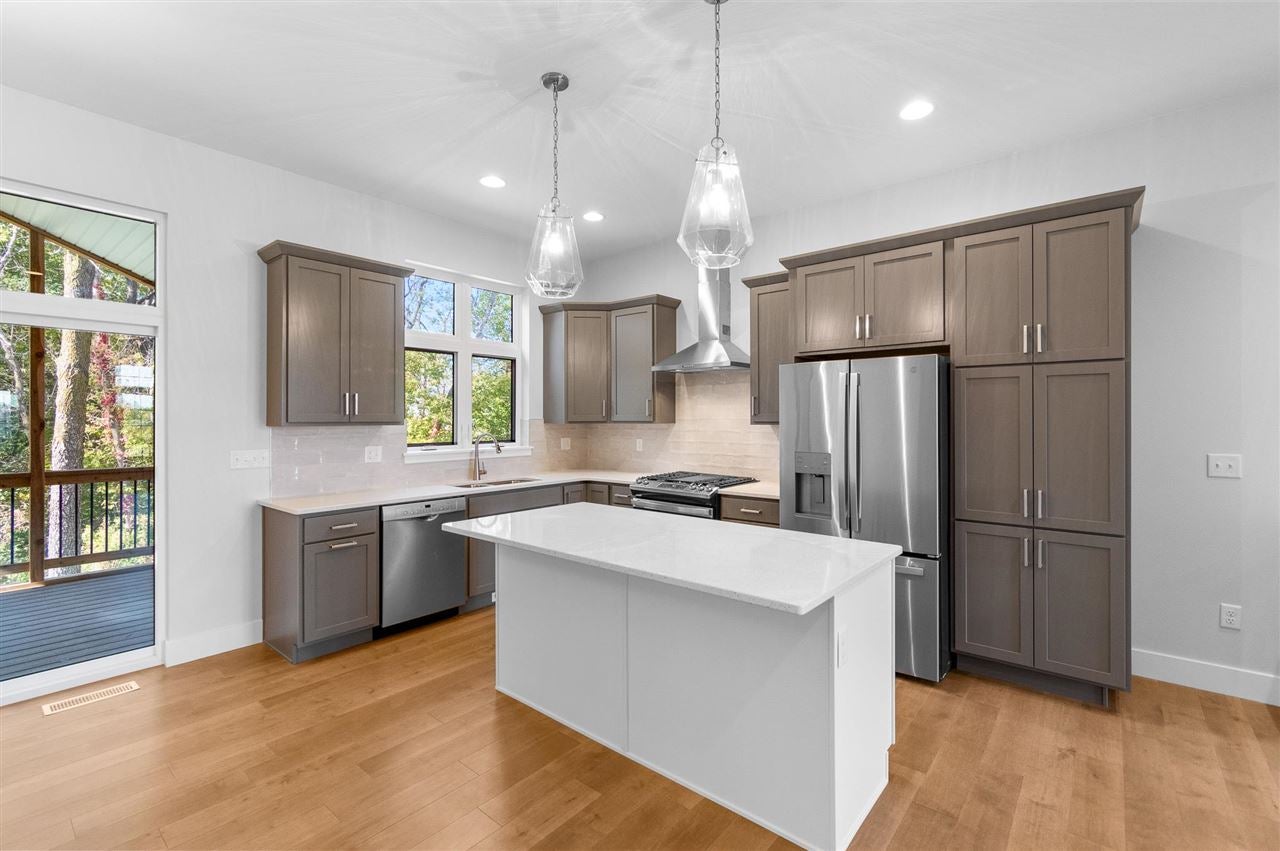 1332 High Country Road Coralville, IA 52241 - Photo 8 of 34 Gallery Image 8