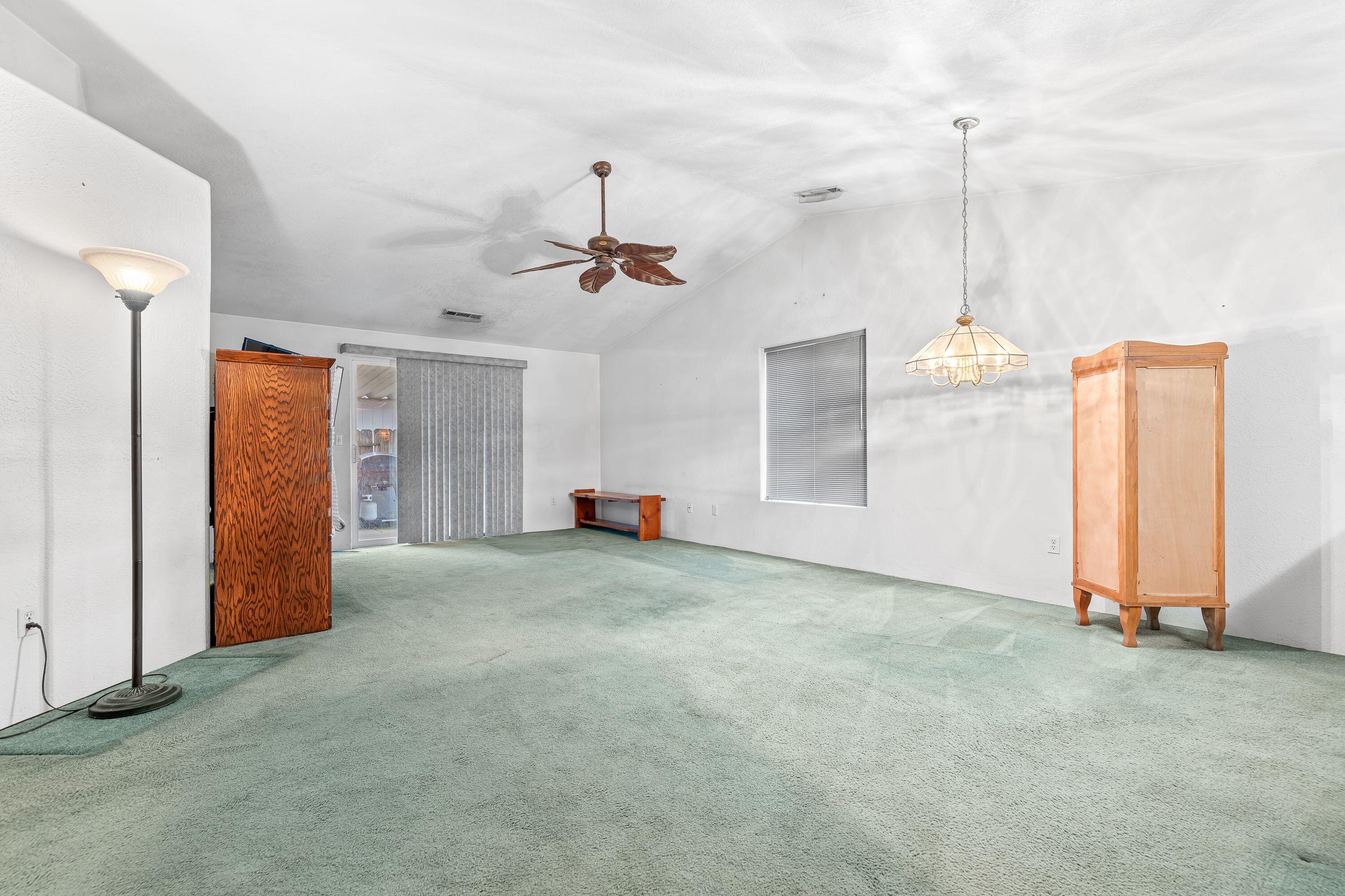 722 Midway Road Medford, OR 97501 - Photo 8 of 15 mliv