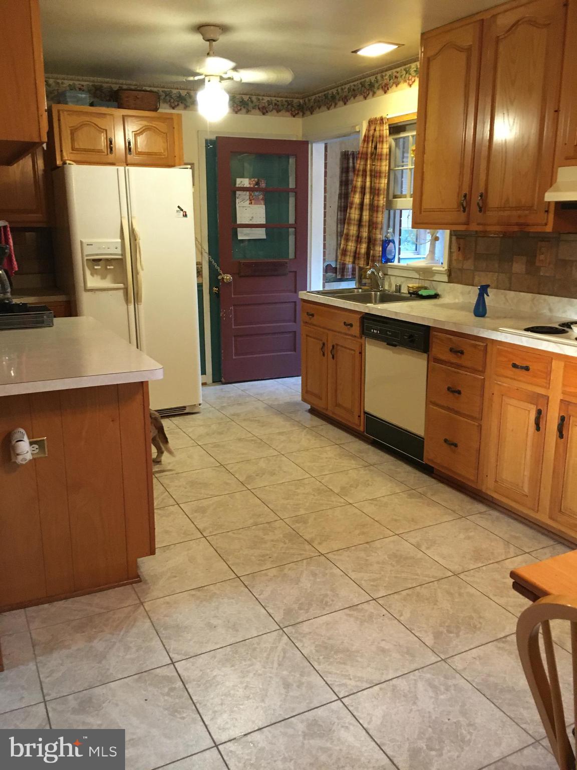 15512 Baden Naylor Road Brandywine, MD 20613 - Photo 35 of 62 Kitchen