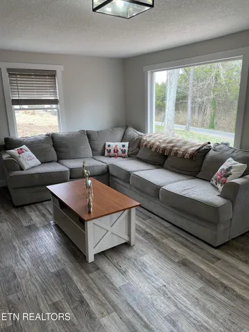 $299,900 | 1566 Mountain Road, Andersonville, TN 37705