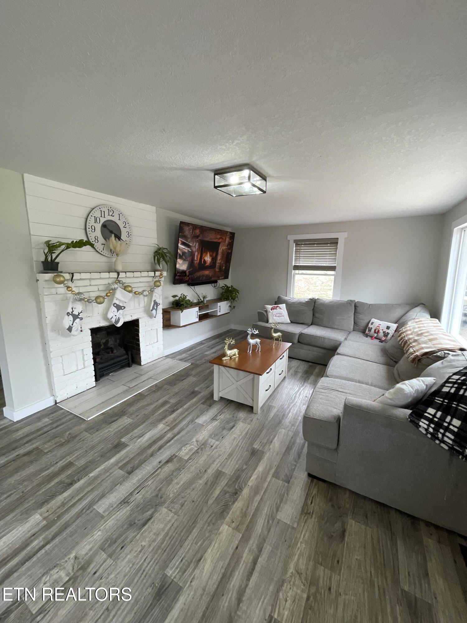 1566 Mountain Road Andersonville, TN 37705 - Photo 6 of 43 IMG_4180