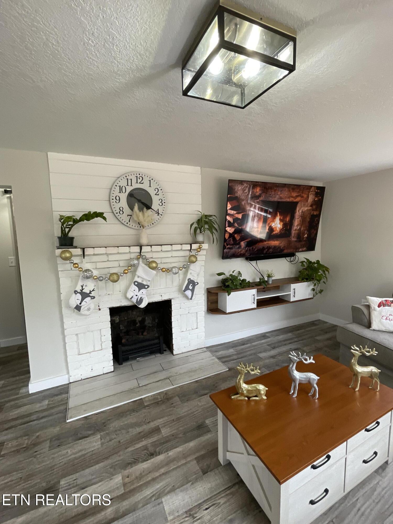 1566 Mountain Road Andersonville, TN 37705 - Photo 10 of 43 IMG_4175