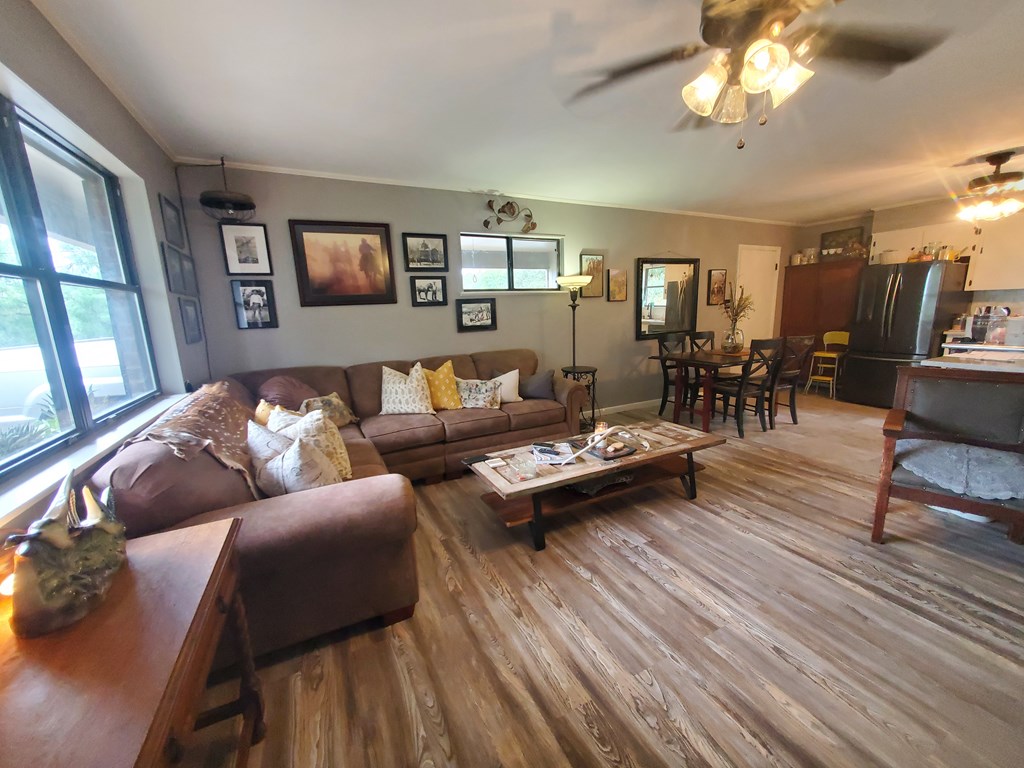 1404 Stengel Street Mason, TX 76856 - Photo 4 of 24