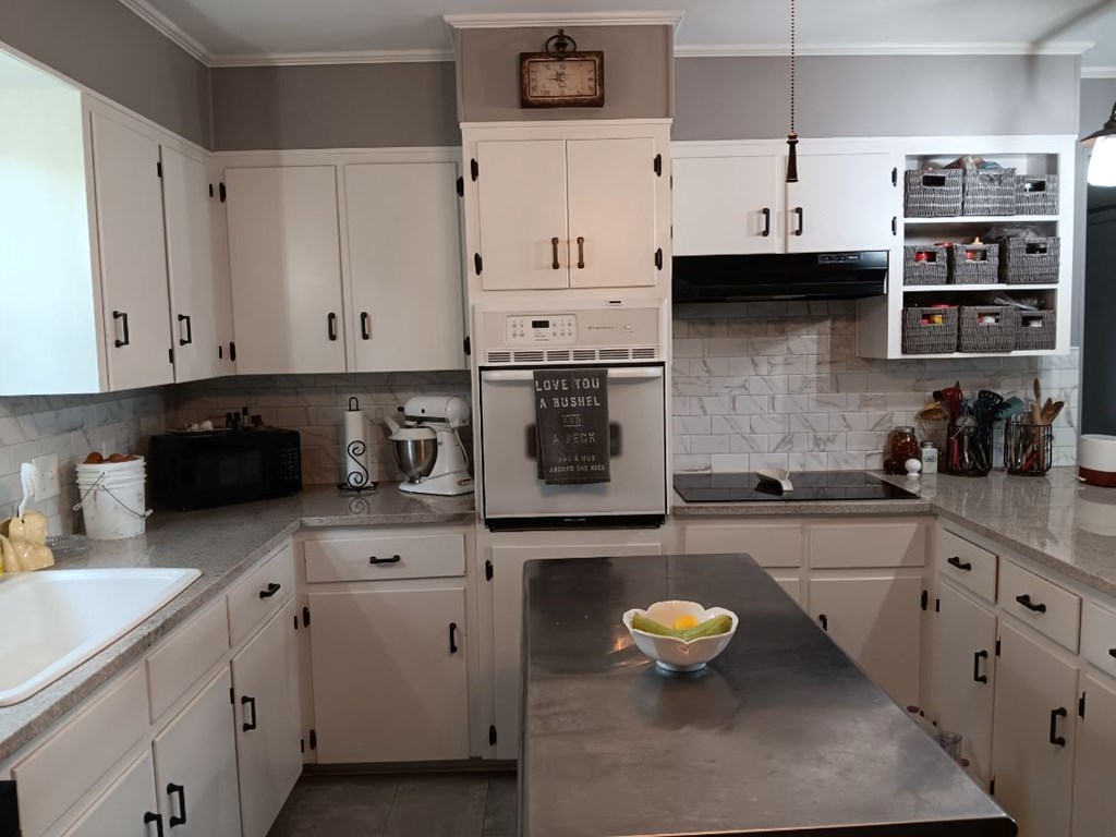 1404 Stengel Street Mason, TX 76856 - Photo 7 of 24