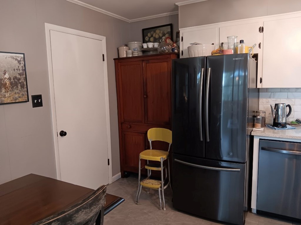 1404 Stengel Street Mason, TX 76856 - Photo 9 of 24