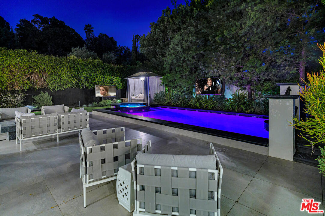 1133 Tower Road Beverly Hills, CA 90210 - Photo 35 of 44