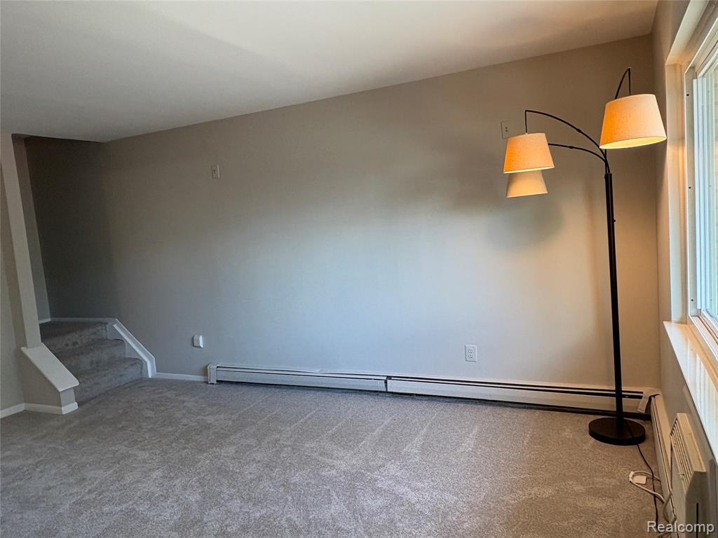 152 Ladd Road, Unit 1 Walled Lake, MI 48390 - Photo 12 of 28