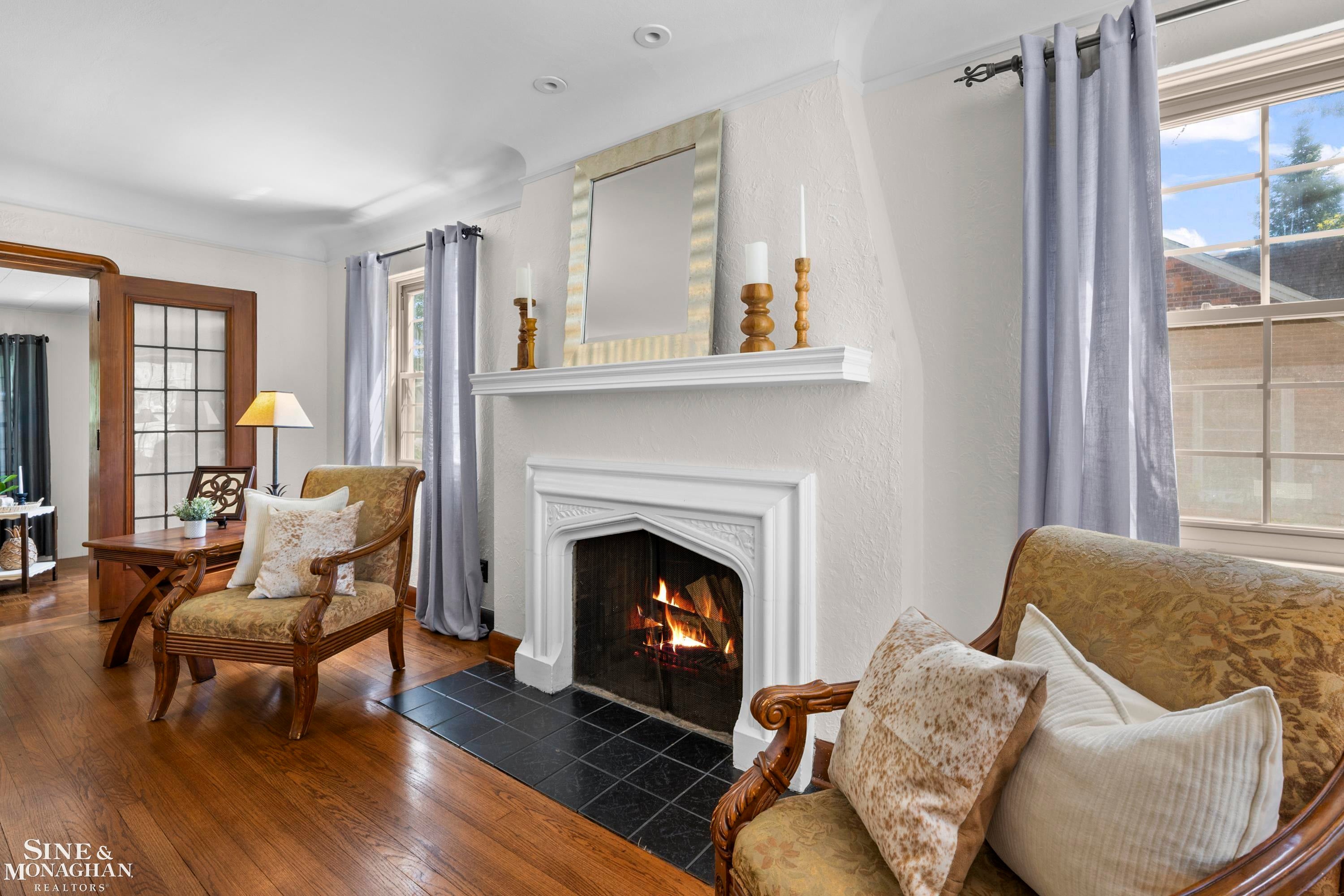 818 Cadieux Road Grosse Pointe, MI 48230 - Photo 7 of 41 Gallery Image 7
