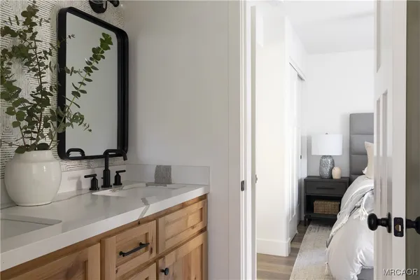 $1,495,000 | 388 Primrose Circle, Lake Arrowhead, CA 92352