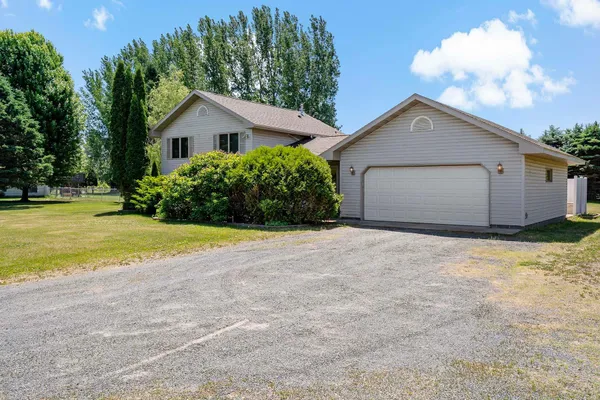 $325,000 | 2488 91st Avenue, Osceola, WI 54020