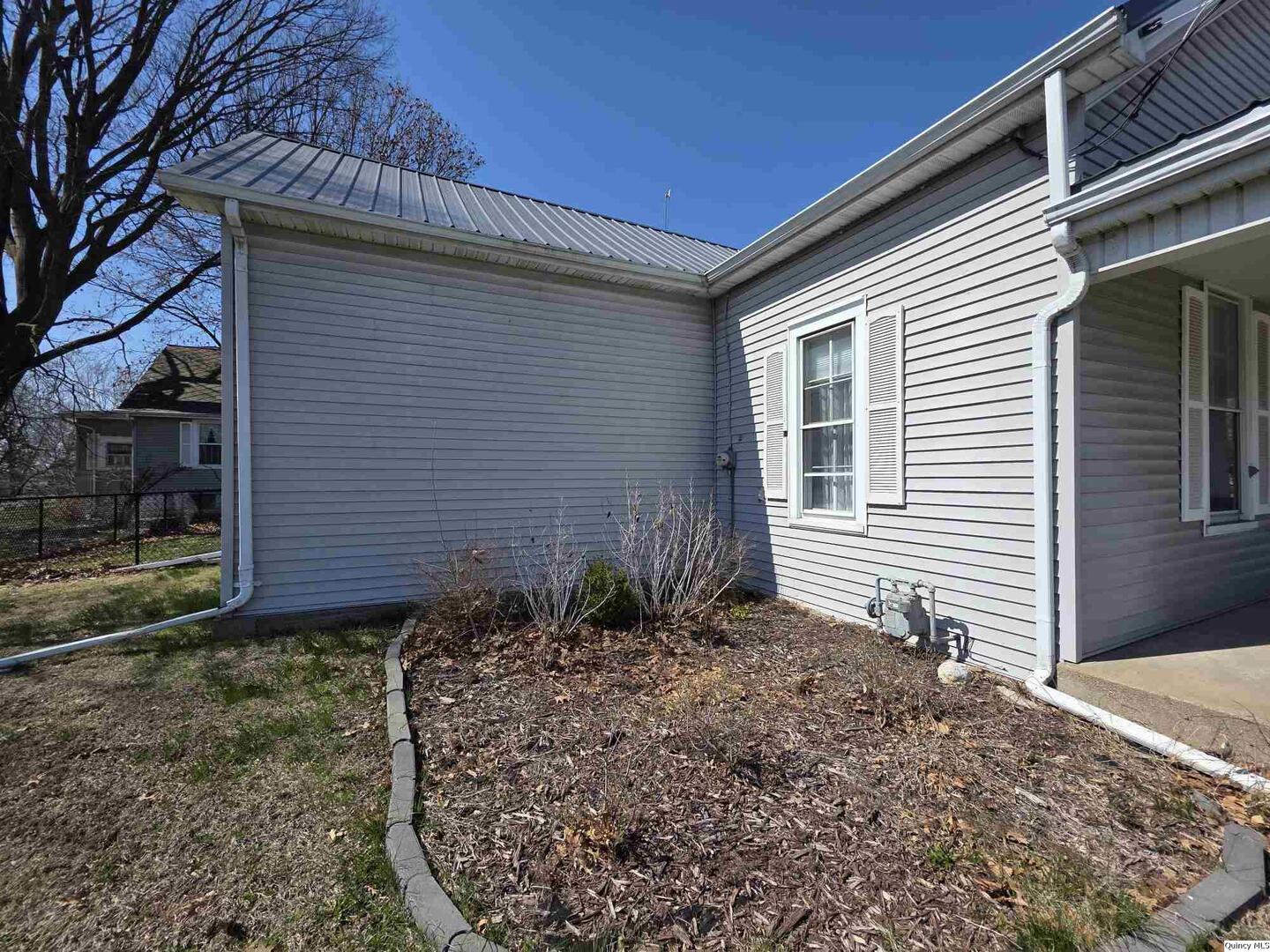 1228 South 12th Street Quincy, IL 62301 - Photo 12 of 18