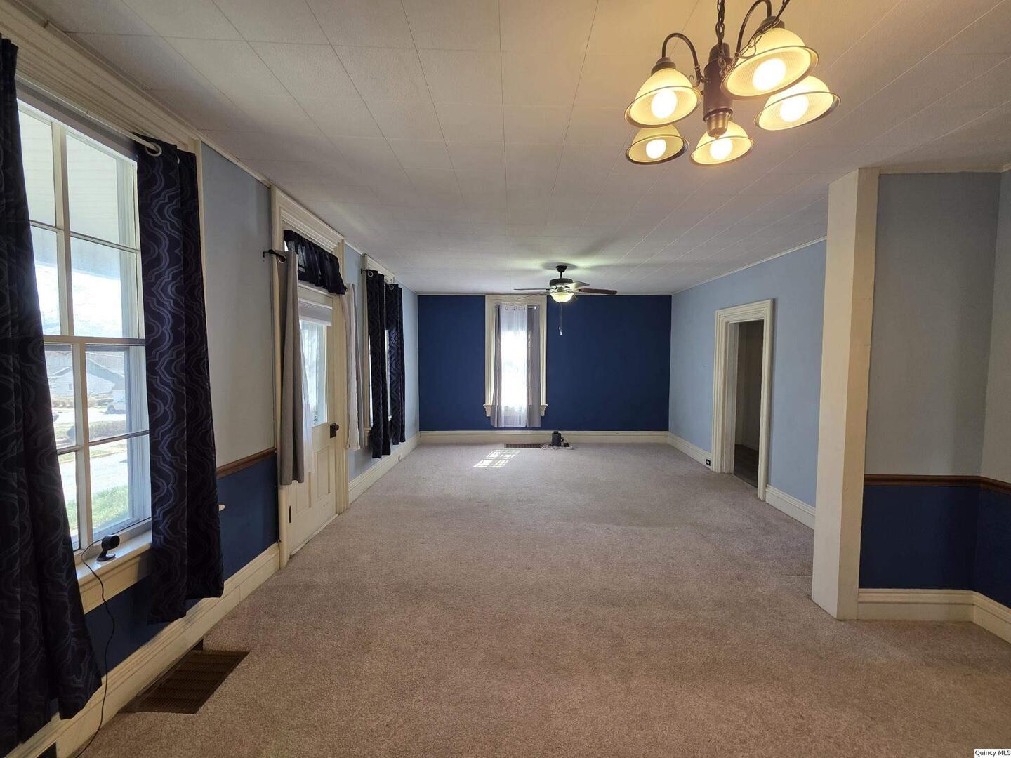 1228 South 12th Street Quincy, IL 62301 - Photo 6 of 18