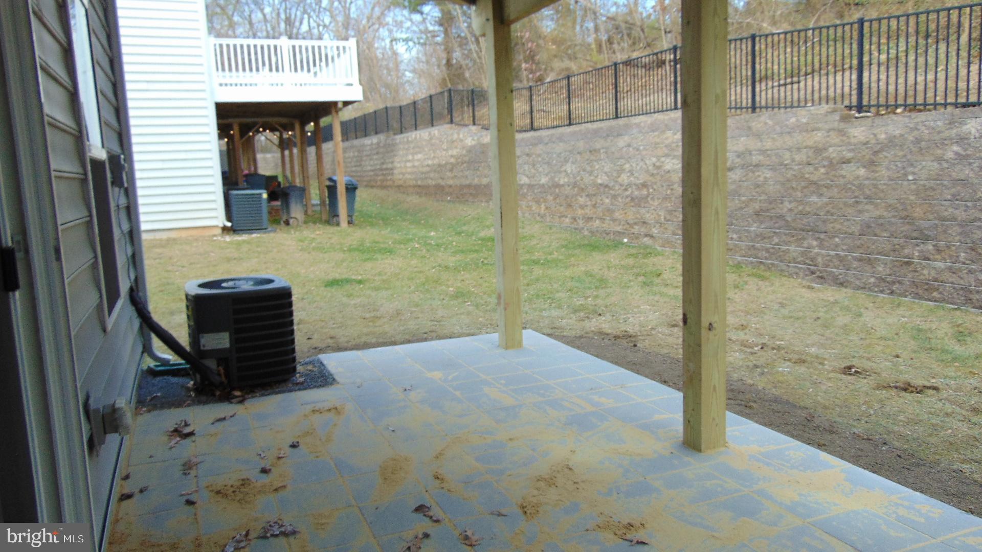 1813 Wind Gate Road Baltimore, MD 21227 - Photo 5 of 44 a view of outdoor space