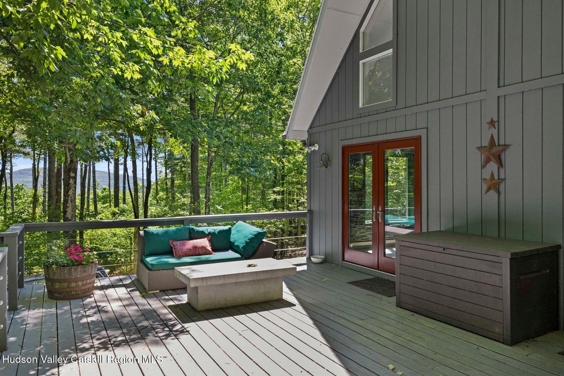 126 Storks Nest Road Round Top, NY 12473 - Photo 4 of 62 photo_online_018