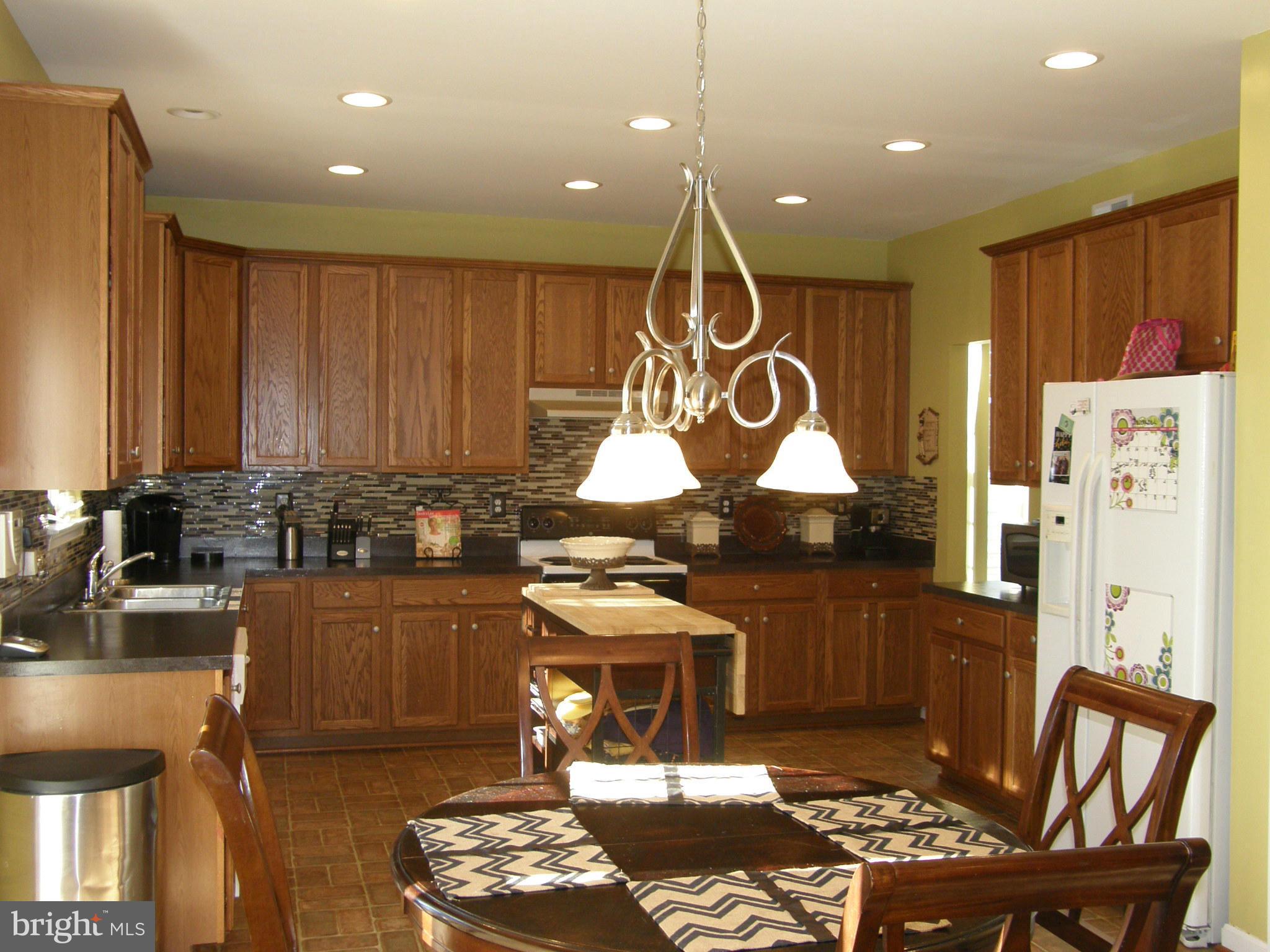 587 Hunters Road Culpeper, VA 22701 - Photo 14 of 30 Kitchen