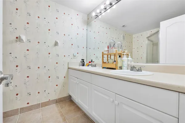 $360,000 | 5788 Northwest 48th Avenue, Unit 1, Coconut Creek, FL 33073