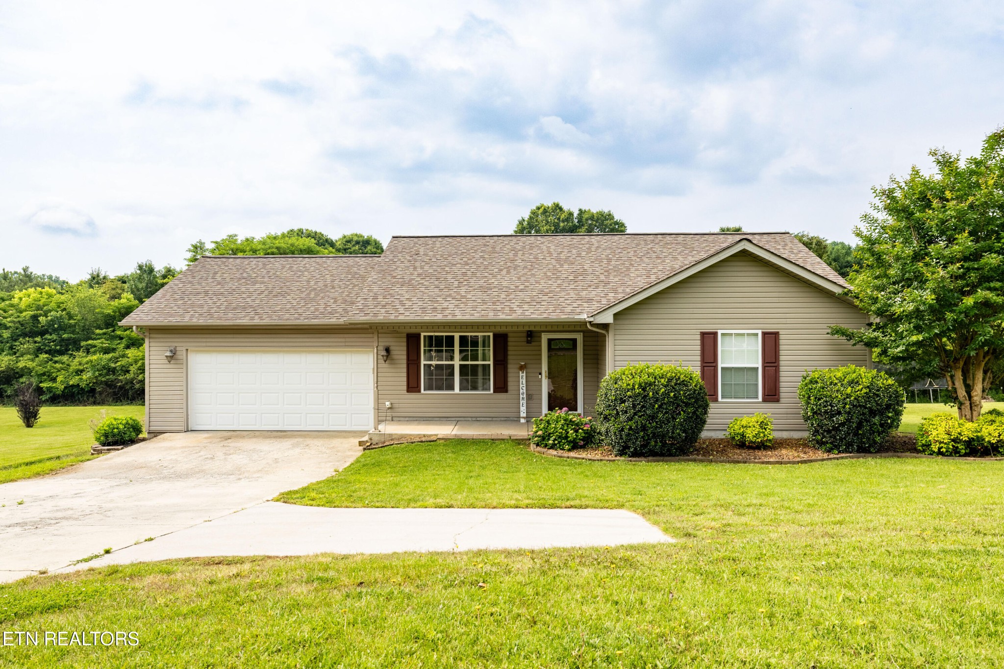 253 Oakland Road Sweetwater, TN 37874 - Photo 1 of 30 Gallery Image 1