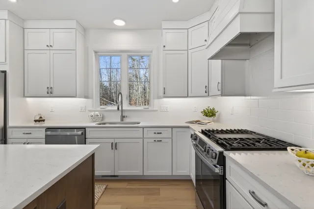 $1,620,000 | 22 Winni Farm Road, Gilford, NH 03249