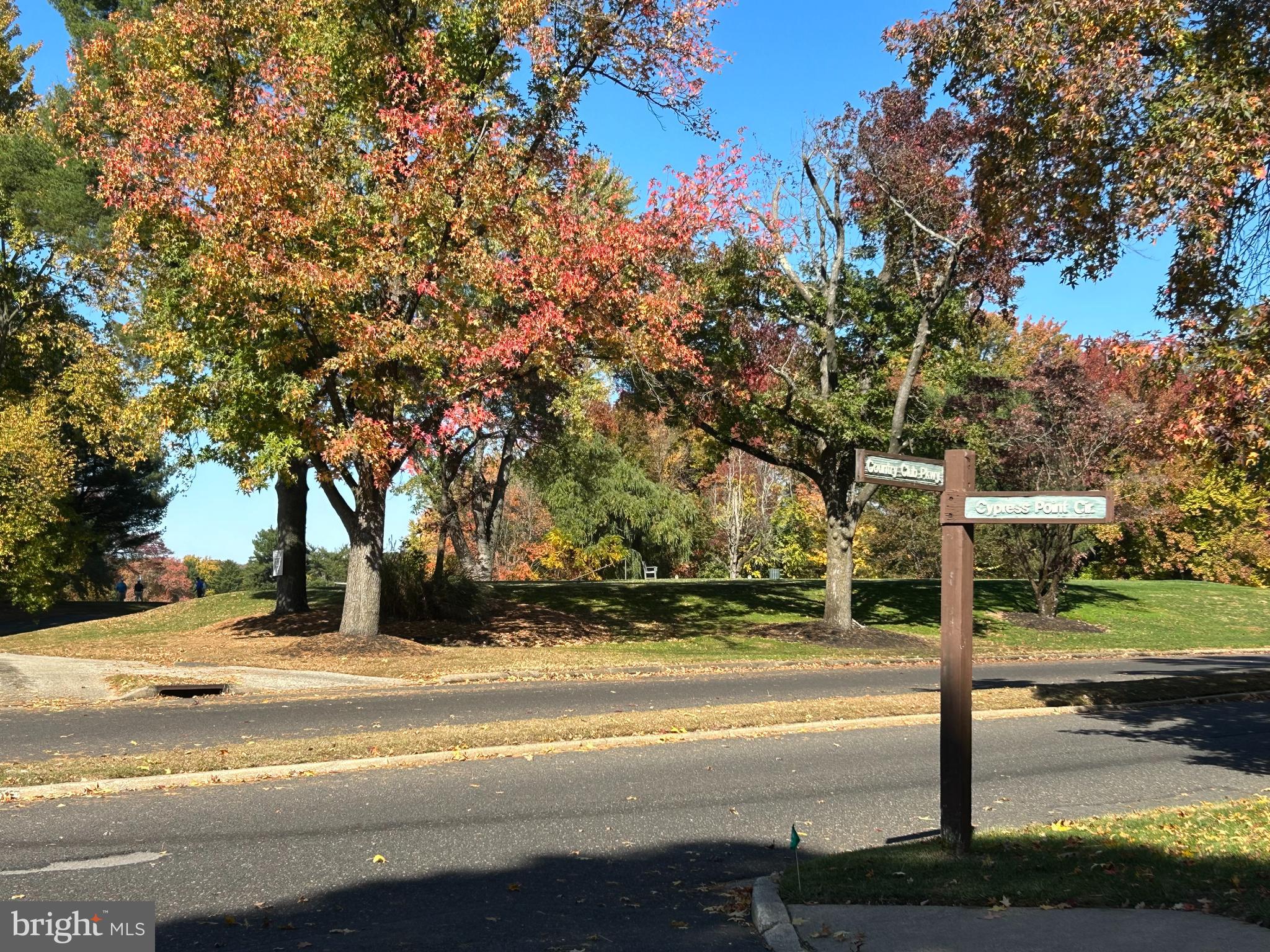 401 Cypress Point Circle Mount Laurel, NJ 08054 - Photo 8 of 14