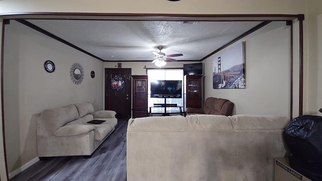 109 Ridgeway Circle Lewisville, TX 75067 - Photo 2 of 19 Living Room.