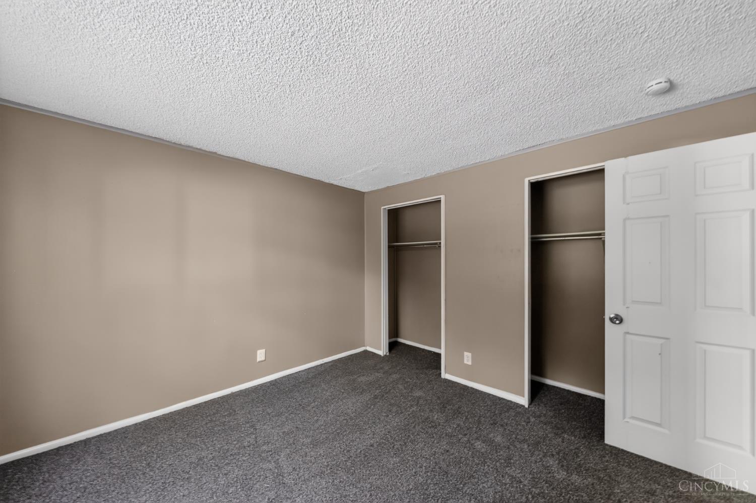 8587 Daly Road Cincinnati, OH 45231 - Photo 21 of 30