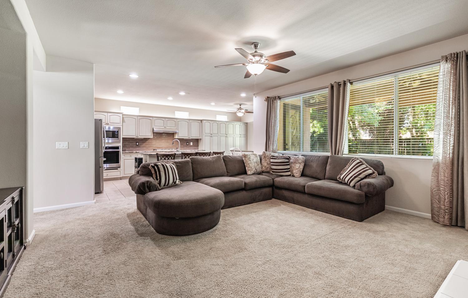 4683 North Arrow Ridge Way Clovis, CA 93619 - Photo 16 of 72 Gallery Image 16