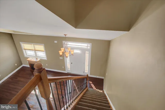 a view of a room with an empty space