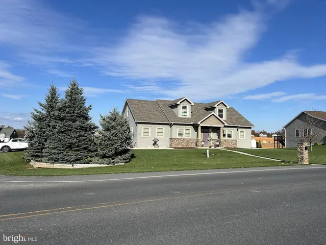 $440,000 | 702 Southwood Drive, Shippensburg, PA 17257