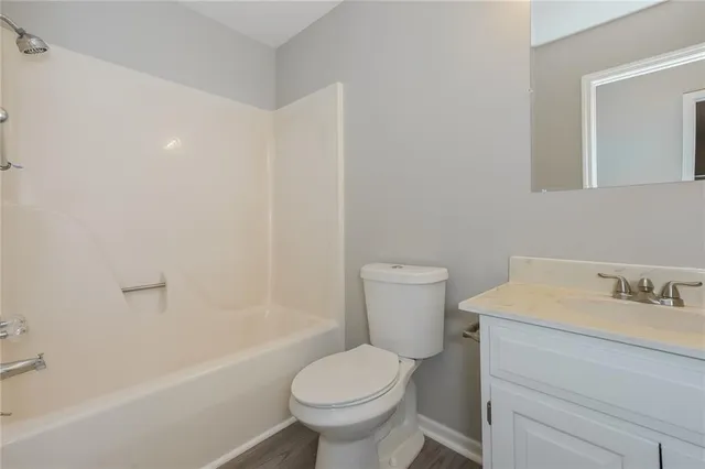 $2,095 | 3025 South 14th Street, Leavenworth, KS 66048